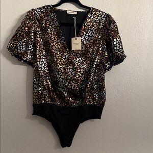 And The Why Leopard Print Surplice Bodysuit XL NWT Puff Sleeve